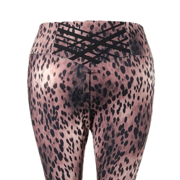 Fabletics Leggings Size 3X NWT Brown Animal Print Boost PowerHold Activewear - Picture 4 of 12